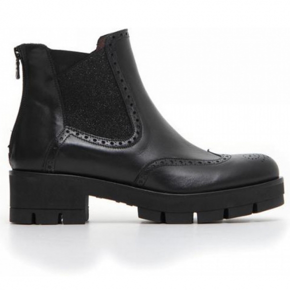 Nero Giardini Naplak nero Chelsea Boot in schwarz