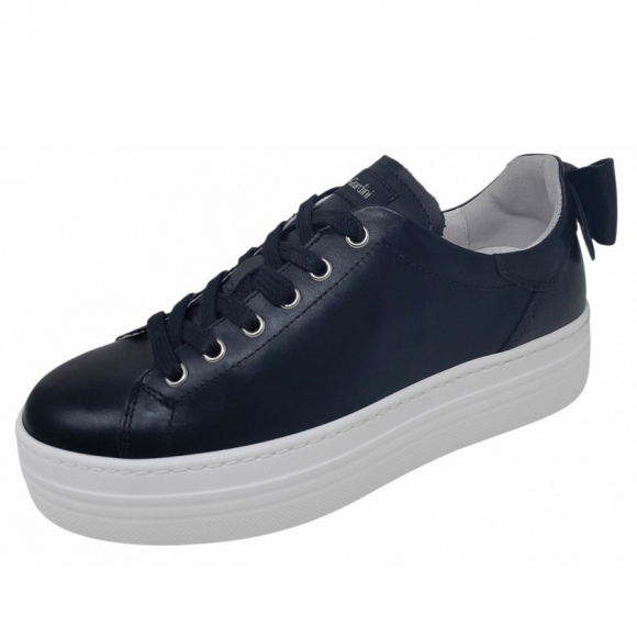 Nero Giardini Sneaker in nero
