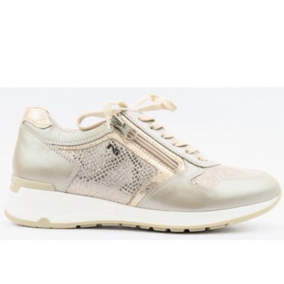 Nero Giardini Paradise Perl. Savana Sneaker in Gold Savana Nero Giardini Paradise Perl. Savana Sneaker in Gold Savana