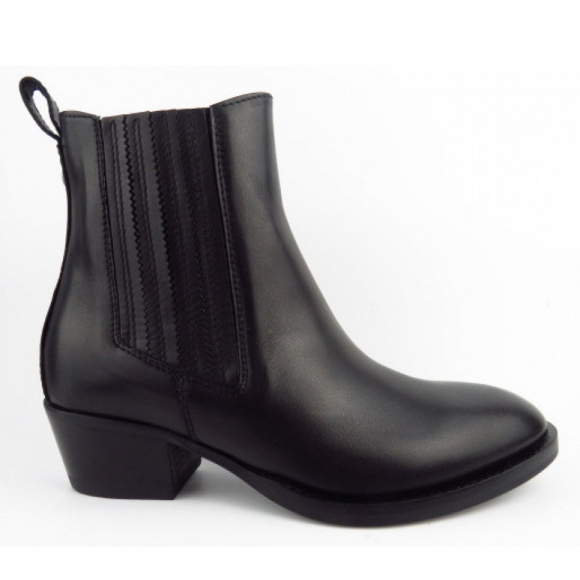 Nero Giardini Guanto Nero Stiefelette in schwarz