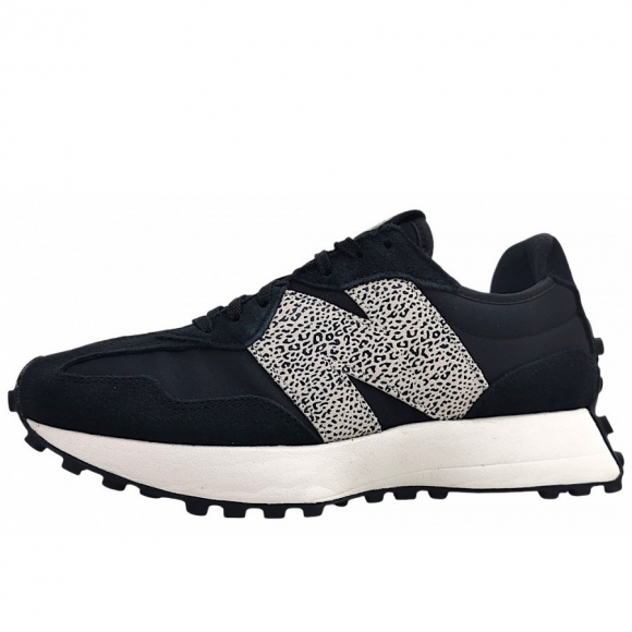 New Balance 327 Carry Over sportlicher Schnürer in black leo/sea salt BLA