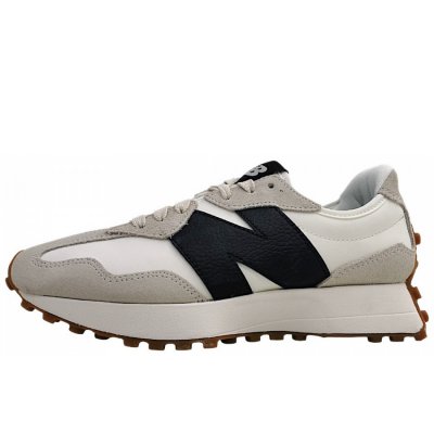 New Balance 327 Carry Over sportlicher Schnürer in moonbeam/black MOO New Balance 327 Carry Over sportlicher Schnürer in moonbeam/black MOO