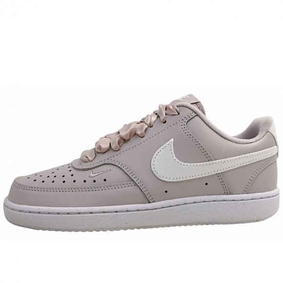 Nike Court Vision Sneaker low in 001 platinum violet