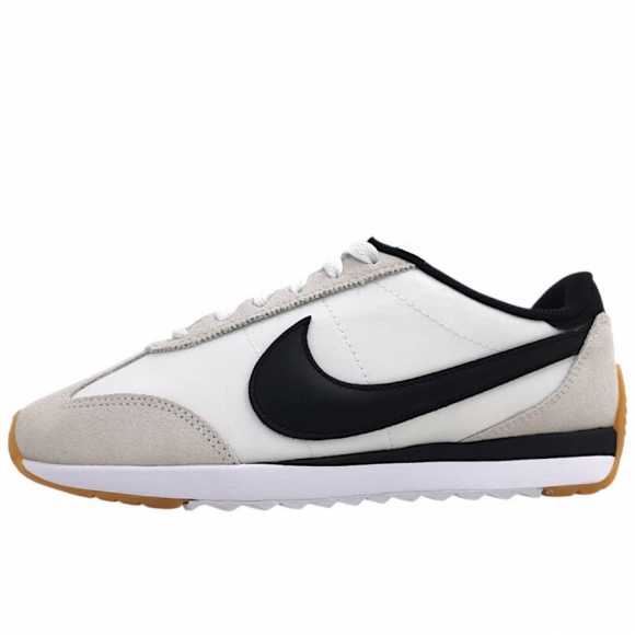 Nike Pacific Sneaker in white/black 105
