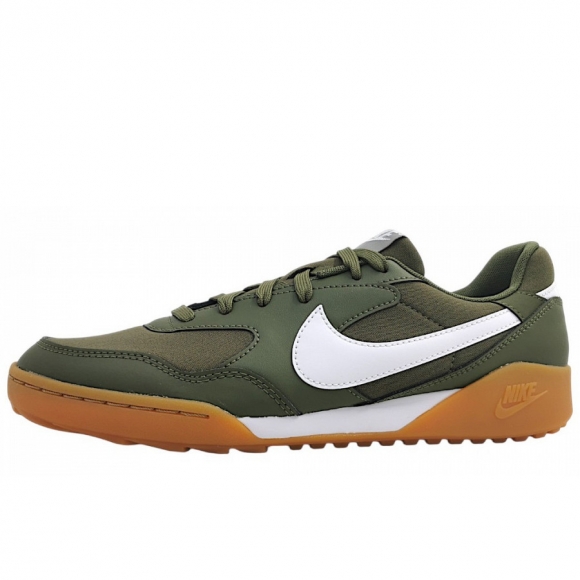 Nike Terra Manta Sneaker in black/white 200