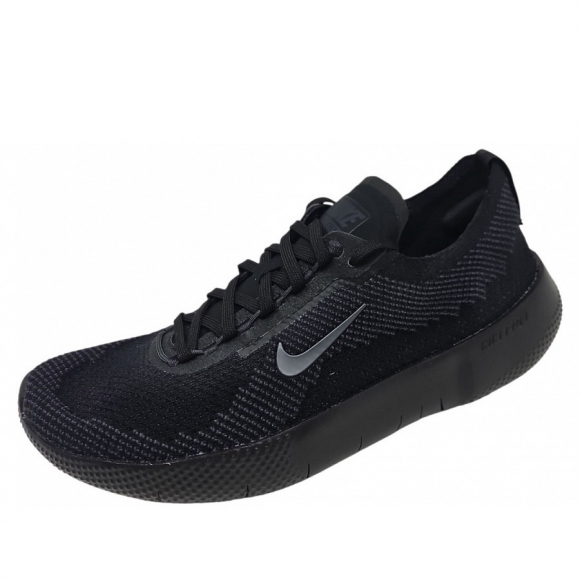 Nike Free 2025 Sneaker in black black