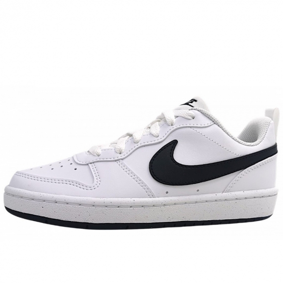 Nike Court Borough Low Recraft sportlicher Schnürer in 104 white/black