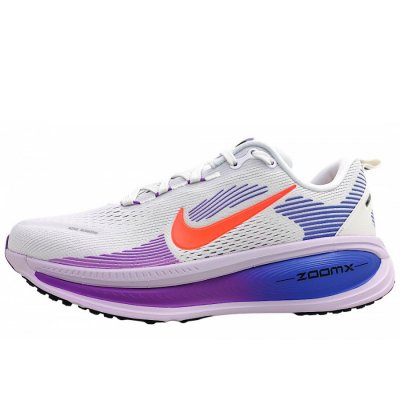 Nike Vomero 18 Sportschuh in white/lava/violet 112
