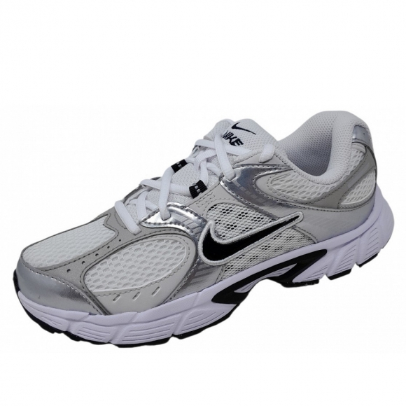 Nike V5 Runner Sneaker in white