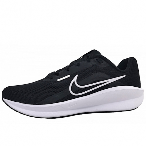Nike DOWNSHIFTER 13 Laufschuh in 001 Black