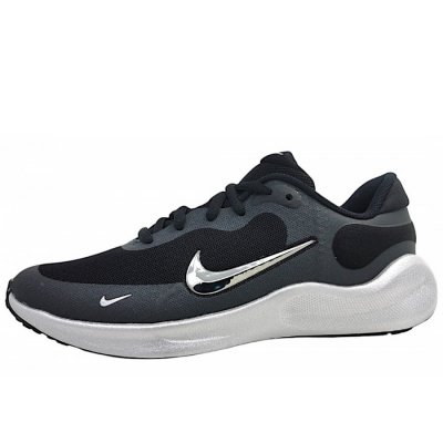 Nike Revolution Trainingsschuh in 001 black Nike Revolution Trainingsschuh in 001 black