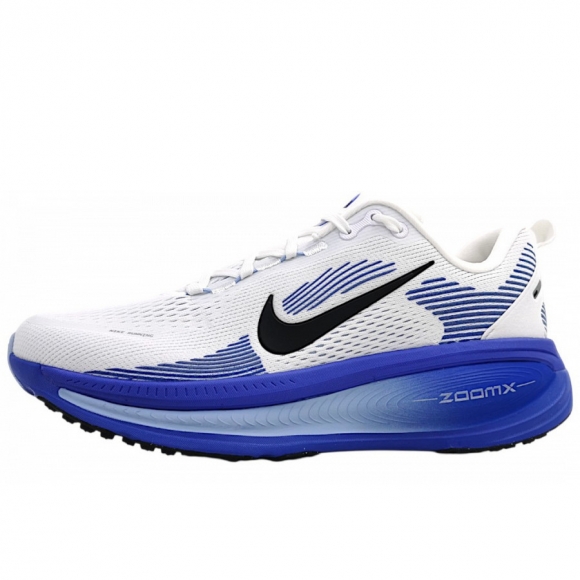 Nike Vomero 18 Sportschuh in weiß/blau 104
