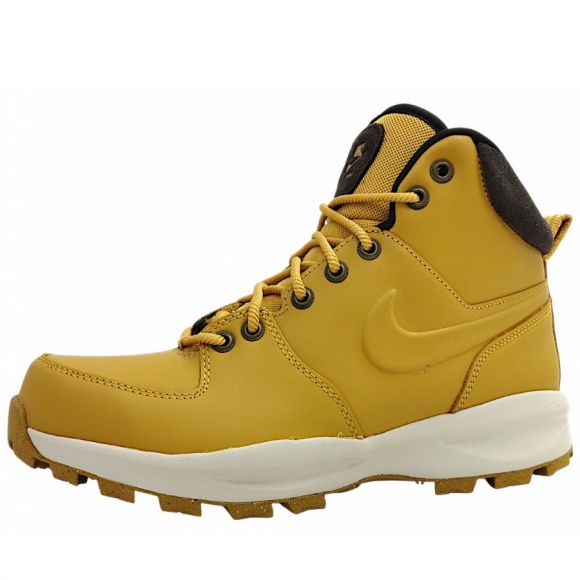 Nike Manoa Boots in Braun 700