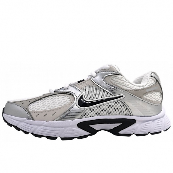 Nike V5 RNR (GS) Sportschuh in white/black/grey 100