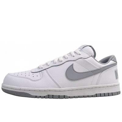 Nike Big Nike Low Sneaker in white/grey 106