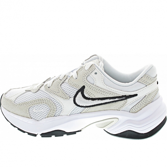 Nike W AL8 Sneaker in summit wht-wht-blk