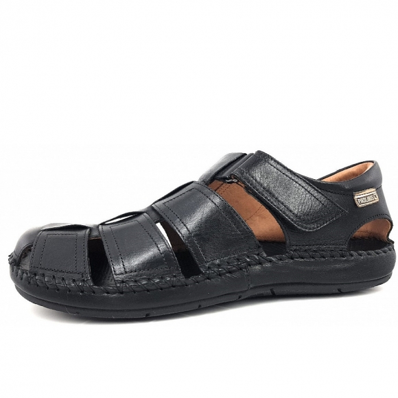 Pikolinos Sandale in Black