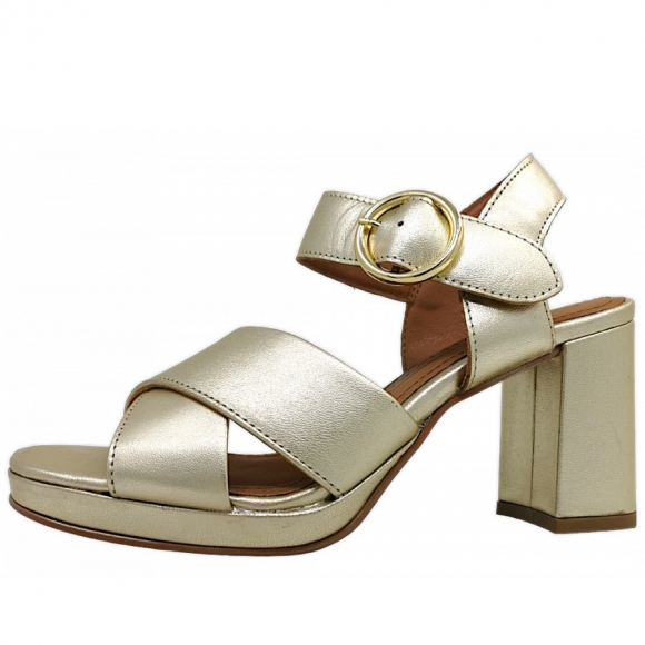 Post Xchange Sandalette in 8500 gold
