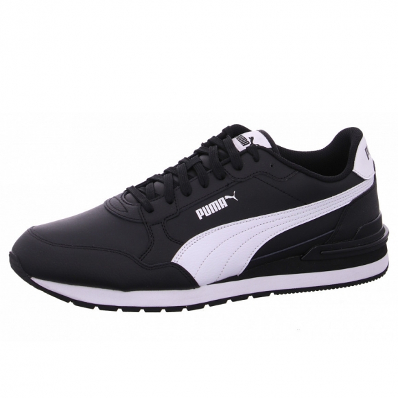 Puma ST Runner v4 Sneaker in 001 black white