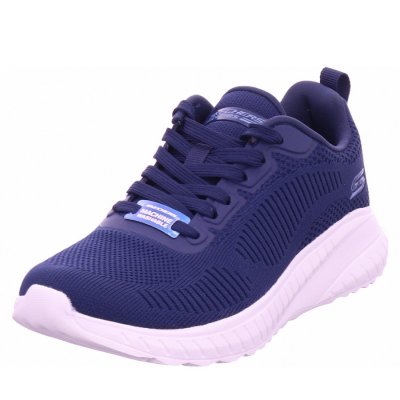 Skechers solid engineered lace up Sneaker in blau Skechers solid engineered lace up Sneaker in blau