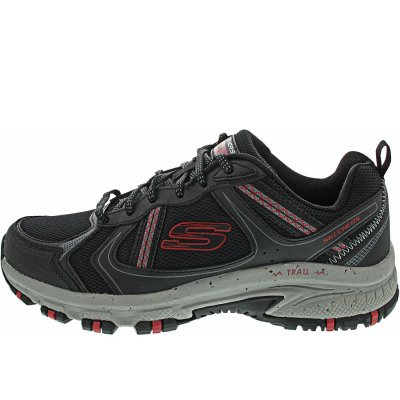 Skechers Hillcrest Vast Adventure Sneaker low in BKRD