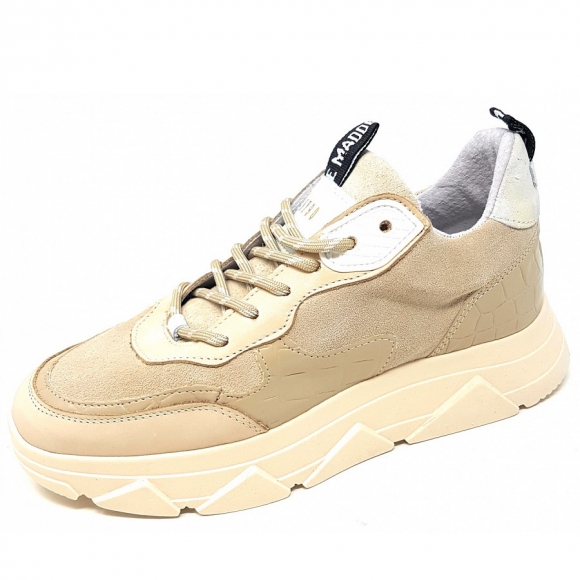 Steve Madden Pitty Sneaker in multi