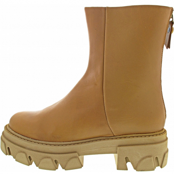 Steve Madden Maryann Boots in camel