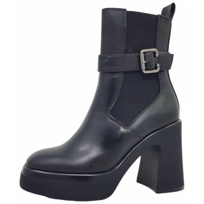 Tamaris Stiefel in 001 black