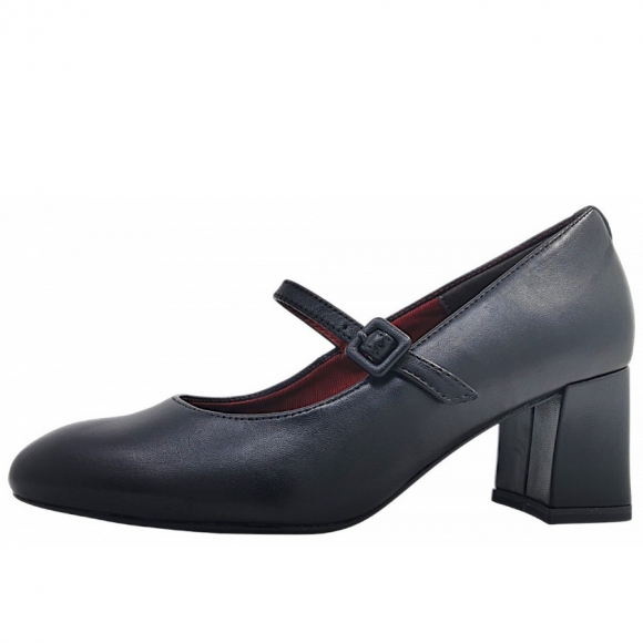 Tamaris Pumps in black