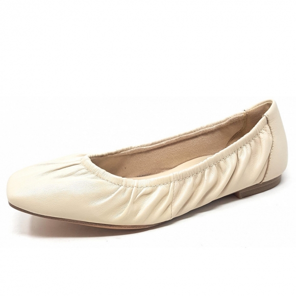 Tamaris Ballerina in Ivory
