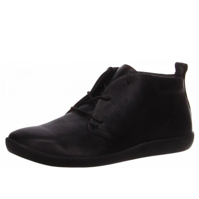 Think Stiefel in schwarz