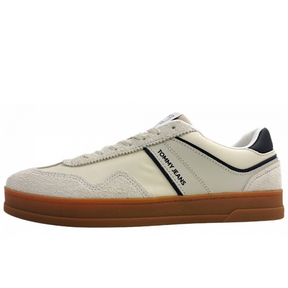 Tommy Hilfiger The Greenwich Mix Media sportlicher Schnürer in ACG newsprint