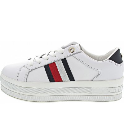 Tommy Hilfiger Webbing Flatform Cupsole Sneaker low in white Tommy Hilfiger Webbing Flatform Cupsole Sneaker low in white