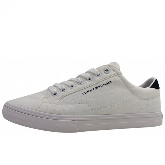 Tommy Hilfiger Vulc Core Long Lace sportlicher Schnürer in White YBS Tommy Hilfiger Vulc Core Long Lace sportlicher Schnürer in White YBS