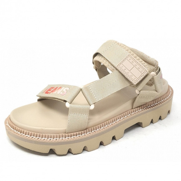 Tommy Hilfiger Sandale in Savannah Sand