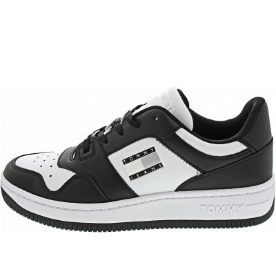 Tommy Jeans Basket Leather Sneaker in black Tommy Jeans Basket Leather Sneaker in black