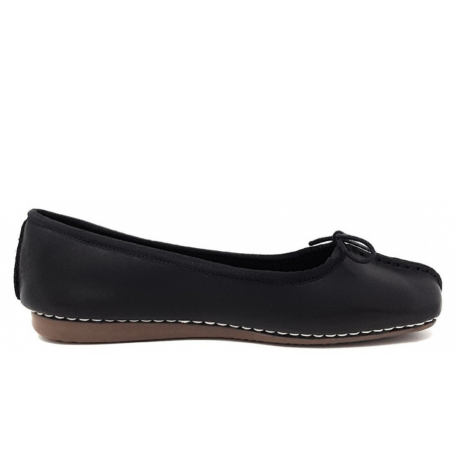 Clarks Freckle Ice Ballerina in Black