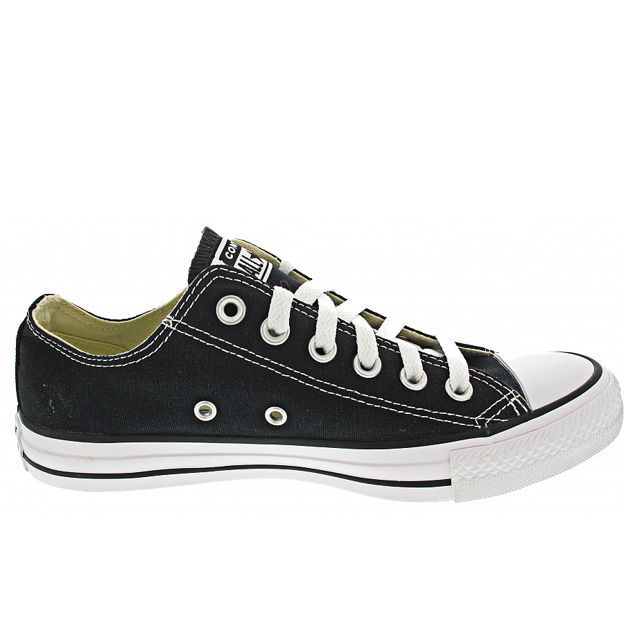 Converse Chuck Taylor All Star Sneaker in black