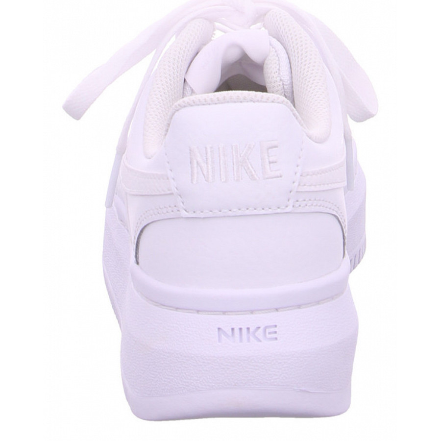 Nike WMNS Court Vision Alta Sneaker in 100 white