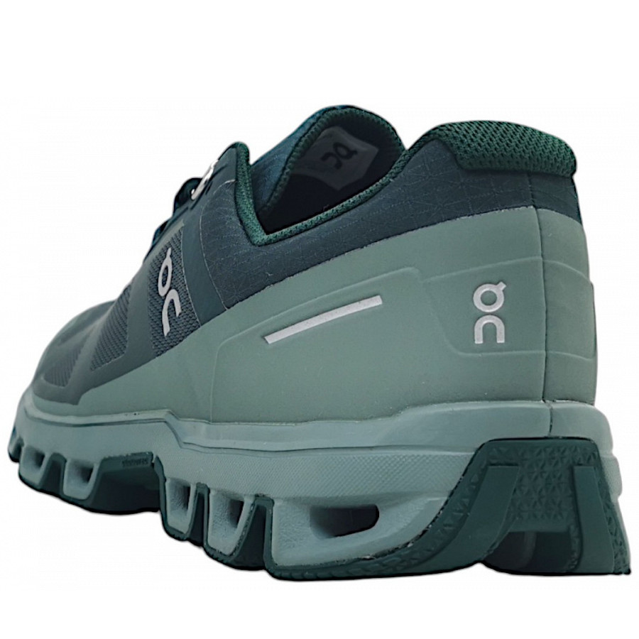 On Cloudventure Waterproof Wanderschuh in juniper/sea