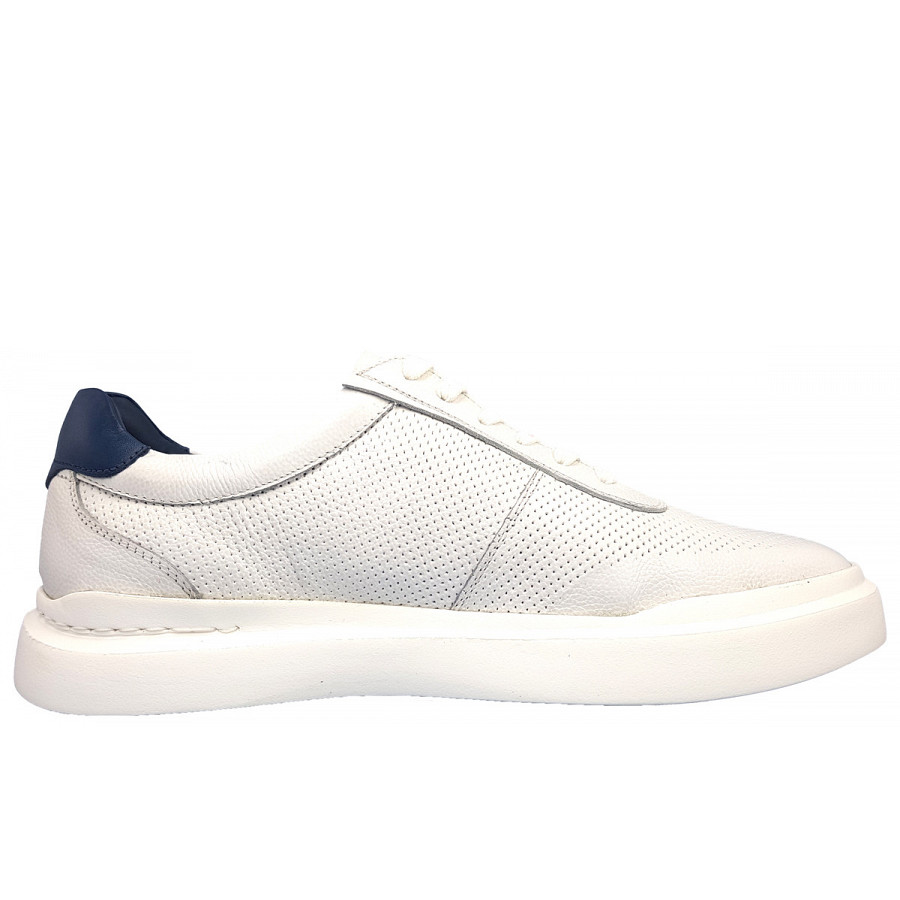Post Xchange Sneaker in 1141-White/Navy